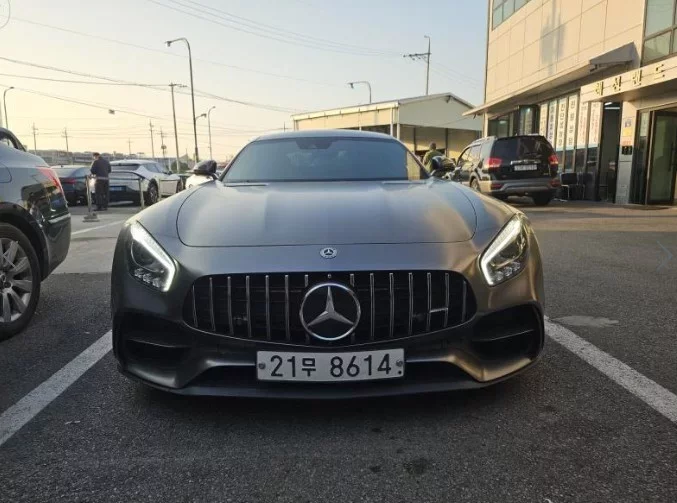 Mercedes-Benz AMG GT