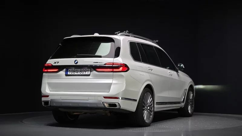 BMW X7