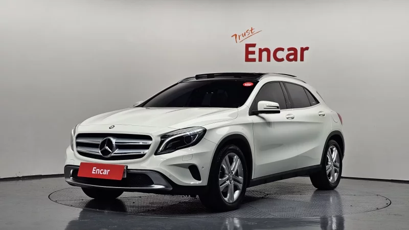 Mercedes-Benz GLA-Class