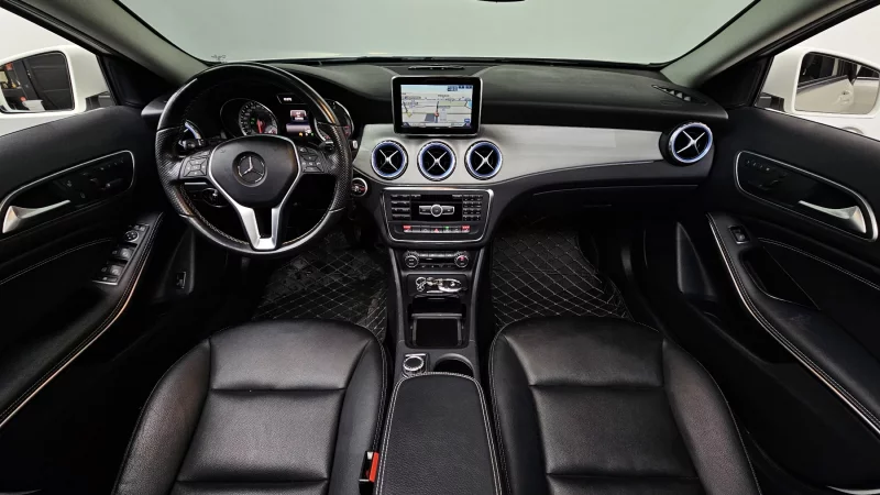 Mercedes-Benz GLA-Class