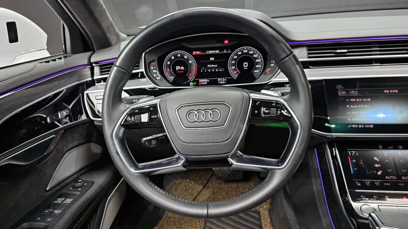 Audi A8
