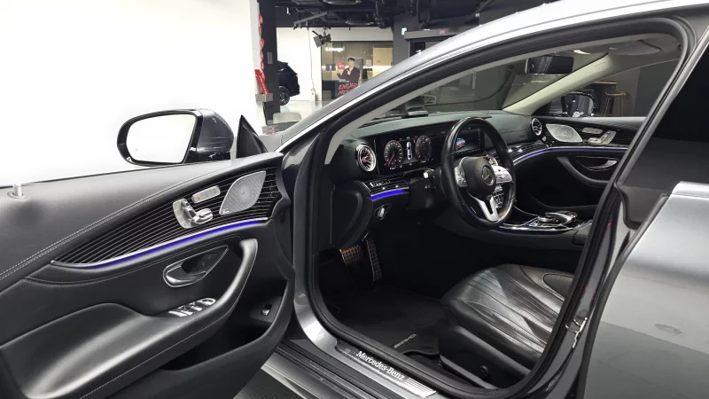 Mercedes-Benz CLS-Class