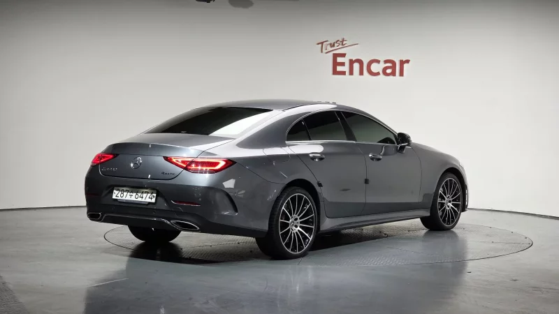 Mercedes-Benz CLS-Class