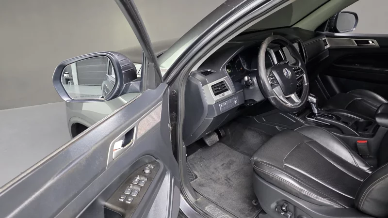 SsangYong Rexton Sports