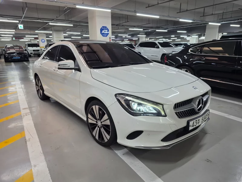Mercedes-Benz CLA-Class