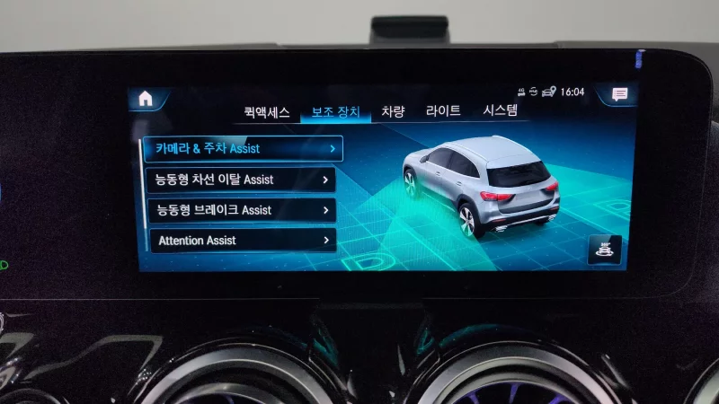 Mercedes-Benz GLA-Class