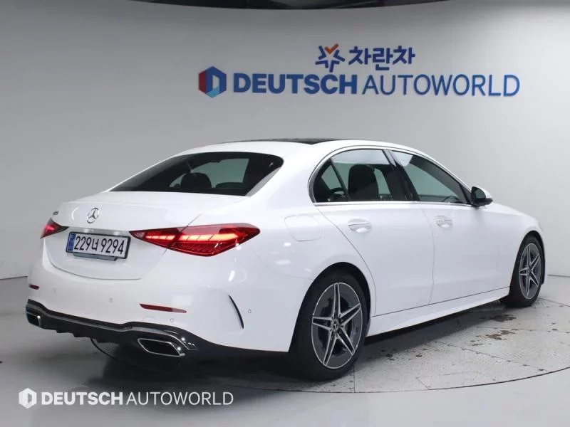 Mercedes-Benz C-Class