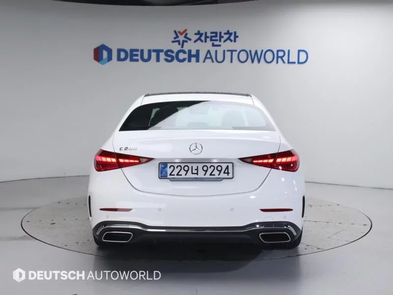 Mercedes-Benz C-Class