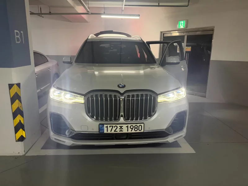 BMW X7