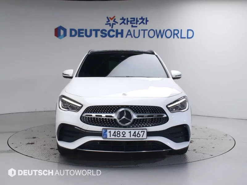 Mercedes-Benz GLA-Class