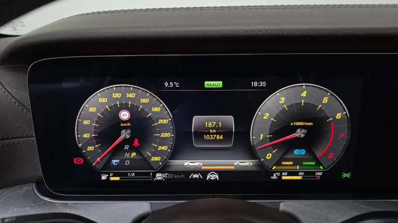 Mercedes-Benz CLS-Class