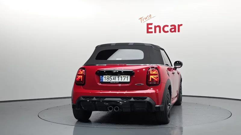 MINI Cooper Convertible