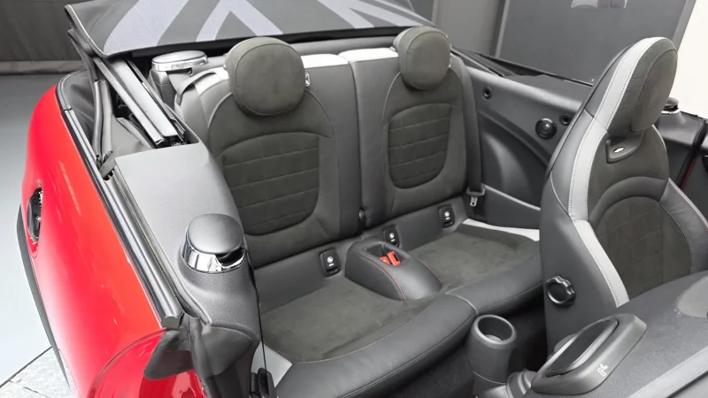 MINI Cooper Convertible