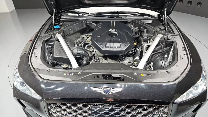 Genesis G70