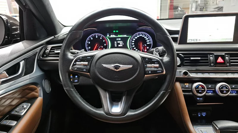 Genesis G70