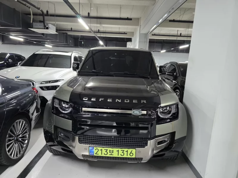 Land Rover DEFENDER