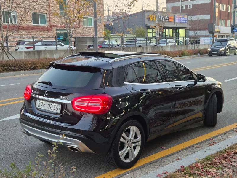 Mercedes-Benz GLA-Class