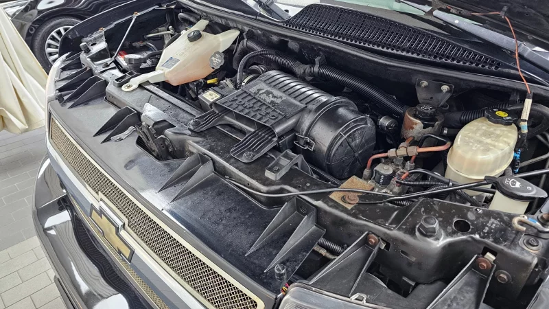 Chevrolet Express Van