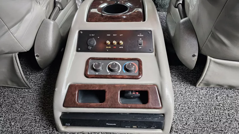 Chevrolet Express Van