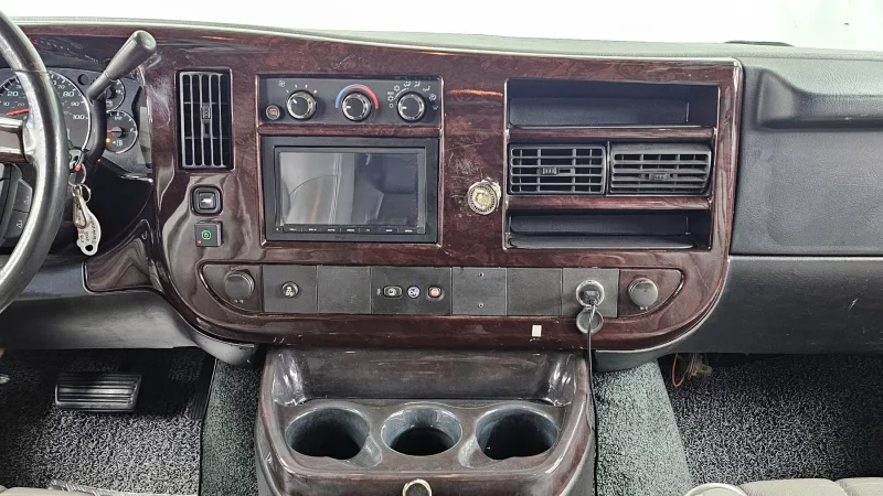 Chevrolet Express Van