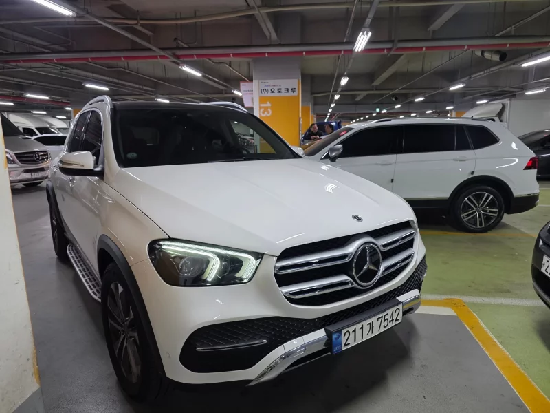 Mercedes-Benz GLE-Class