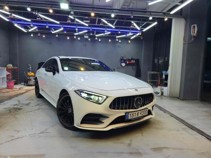 Mercedes-Benz CLS-Class