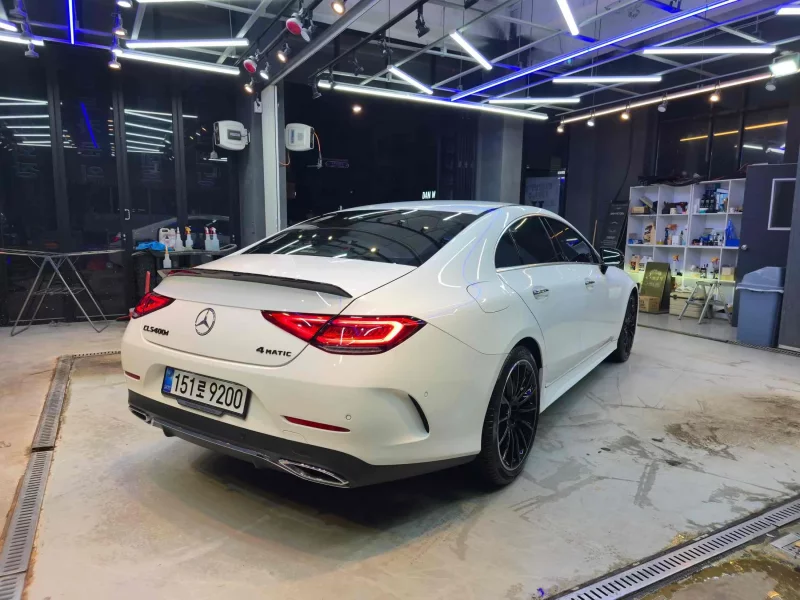 Mercedes-Benz CLS-Class