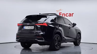 Lexus NX300h