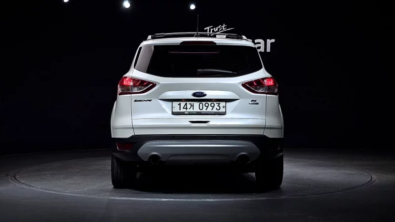 Ford ESCAPE