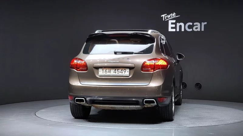 Porsche CAYENNE