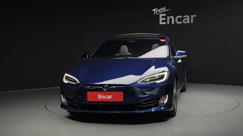 Tesla MODEL S