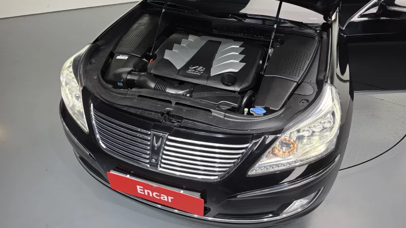 Hyundai Equus
