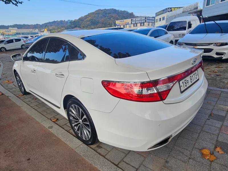 Hyundai Grandeur