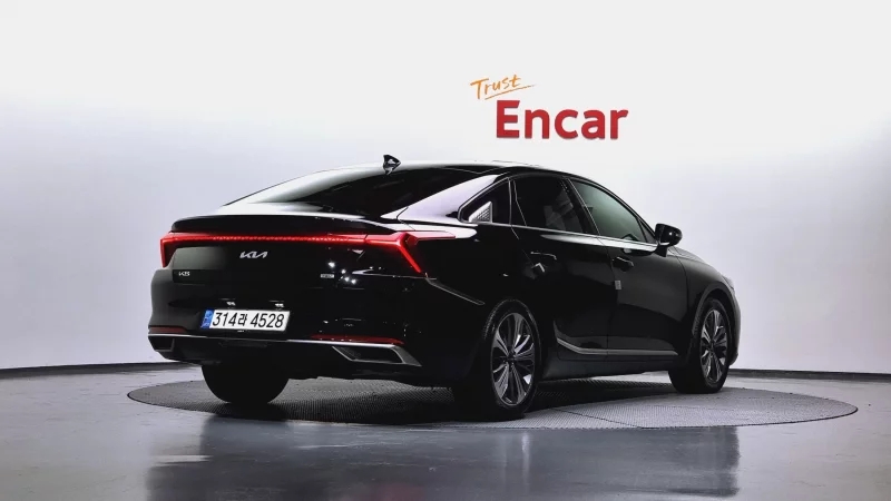 Kia K8