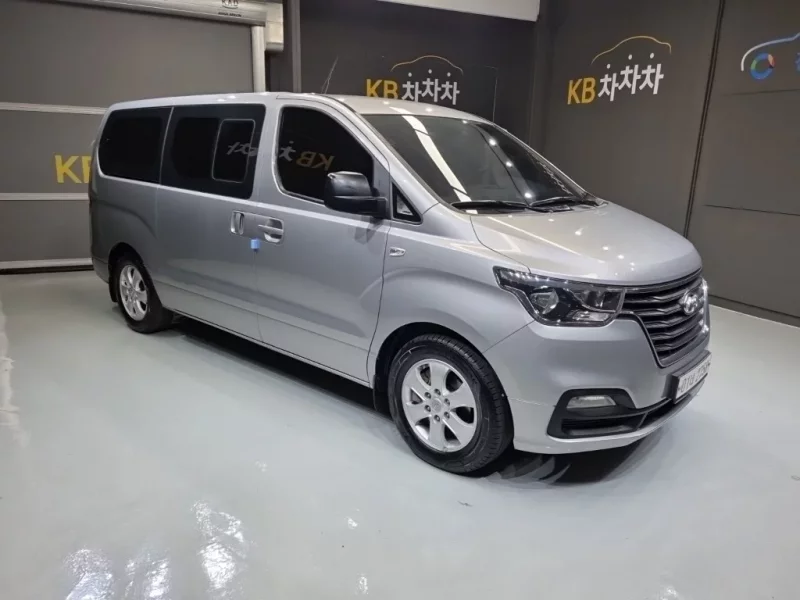 Hyundai Grand Starex