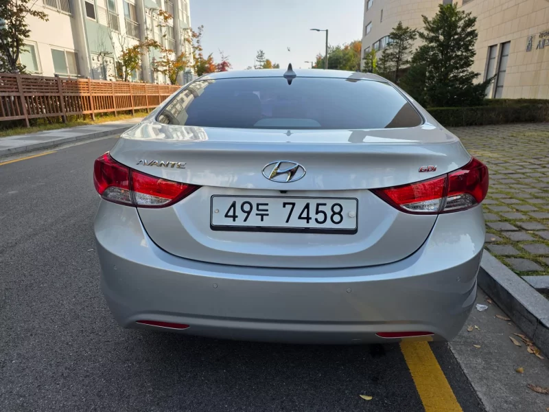 Hyundai AVANTE