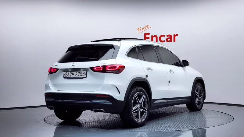 Mercedes-Benz GLA-Class