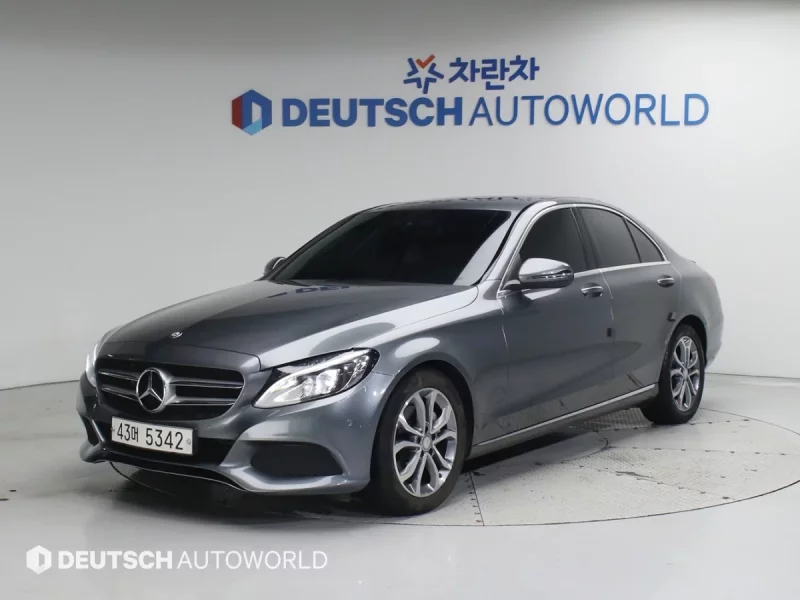Mercedes-Benz C-Class