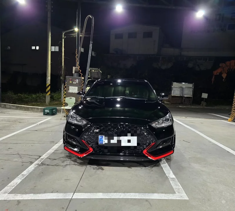 Hyundai Veloster