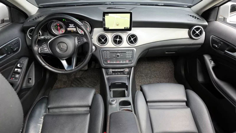 Mercedes-Benz GLA-Class