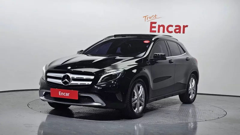 Mercedes-Benz GLA-Class