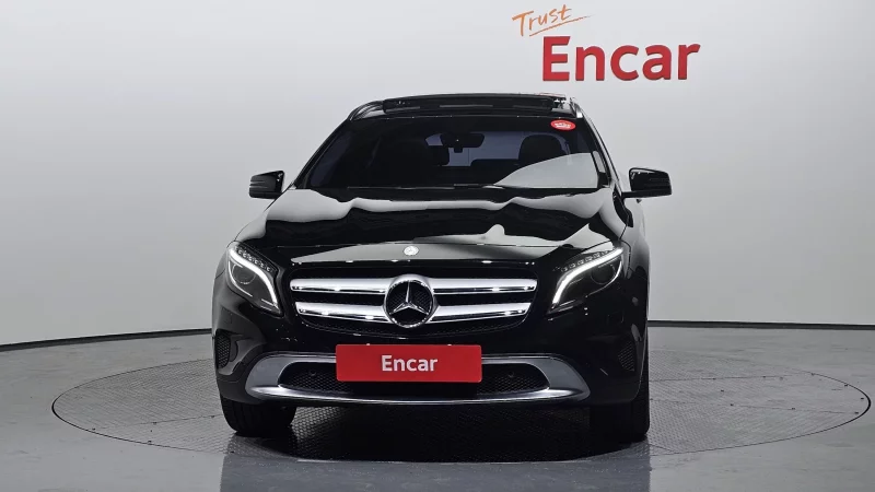 Mercedes-Benz GLA-Class