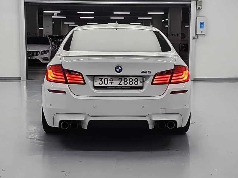 BMW M5