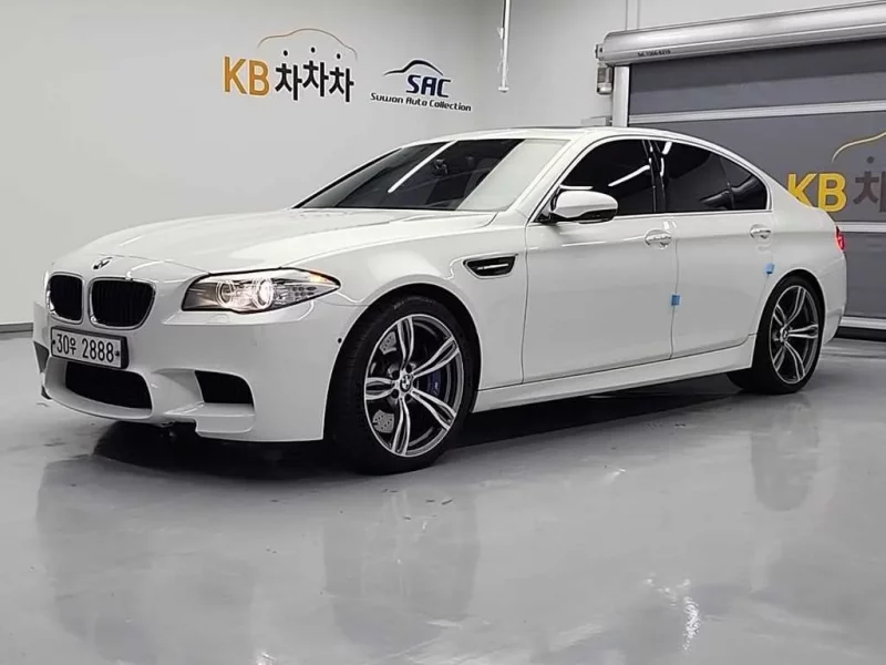 BMW M5