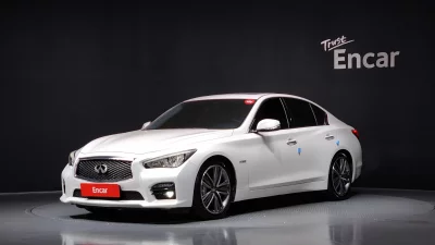 Infiniti Q50