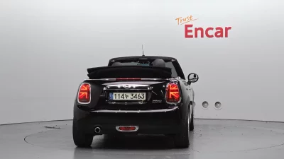 MINI Cooper Convertible