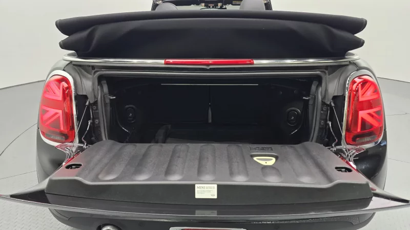 MINI Cooper Convertible