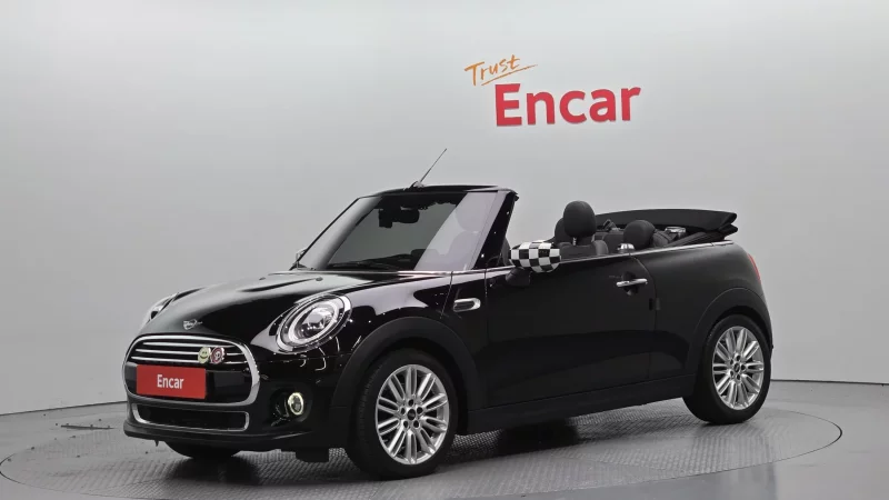 MINI Cooper Convertible
