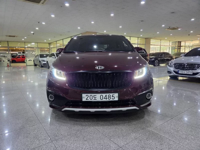 Kia Carnival
