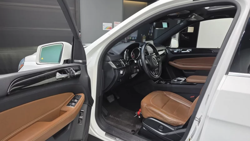 Mercedes-Benz GLS-Class